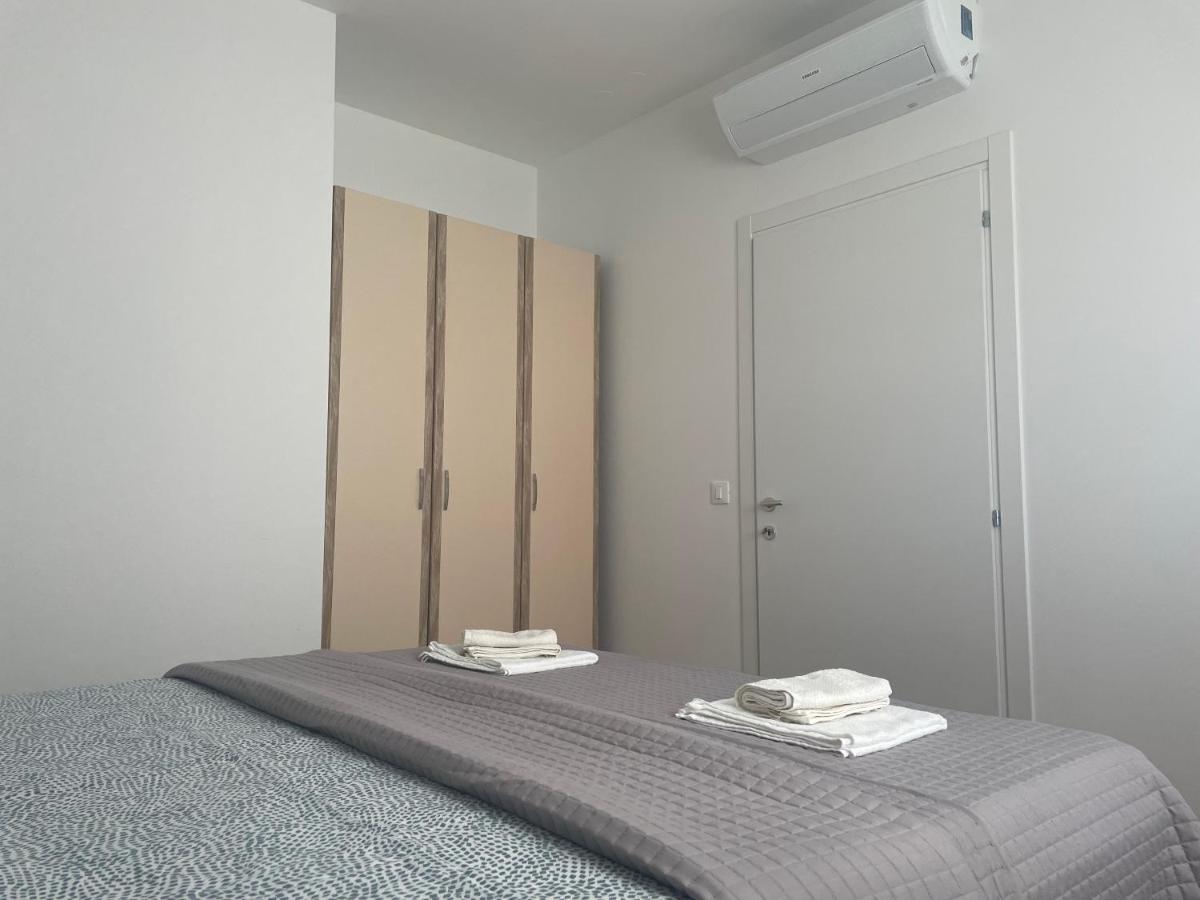 Apartment Diana Zara Parking Free Exterior photo