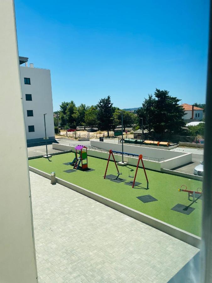 Apartment Diana Zara Parking Free Exterior photo