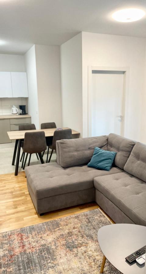 Apartment Diana Zara Parking Free Exterior photo
